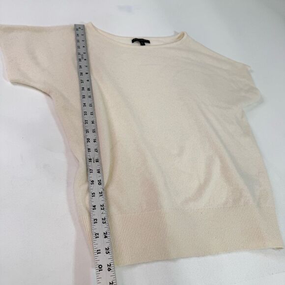 Banana Republic Cream Crew Neck Sweater - Picture 3 of 7